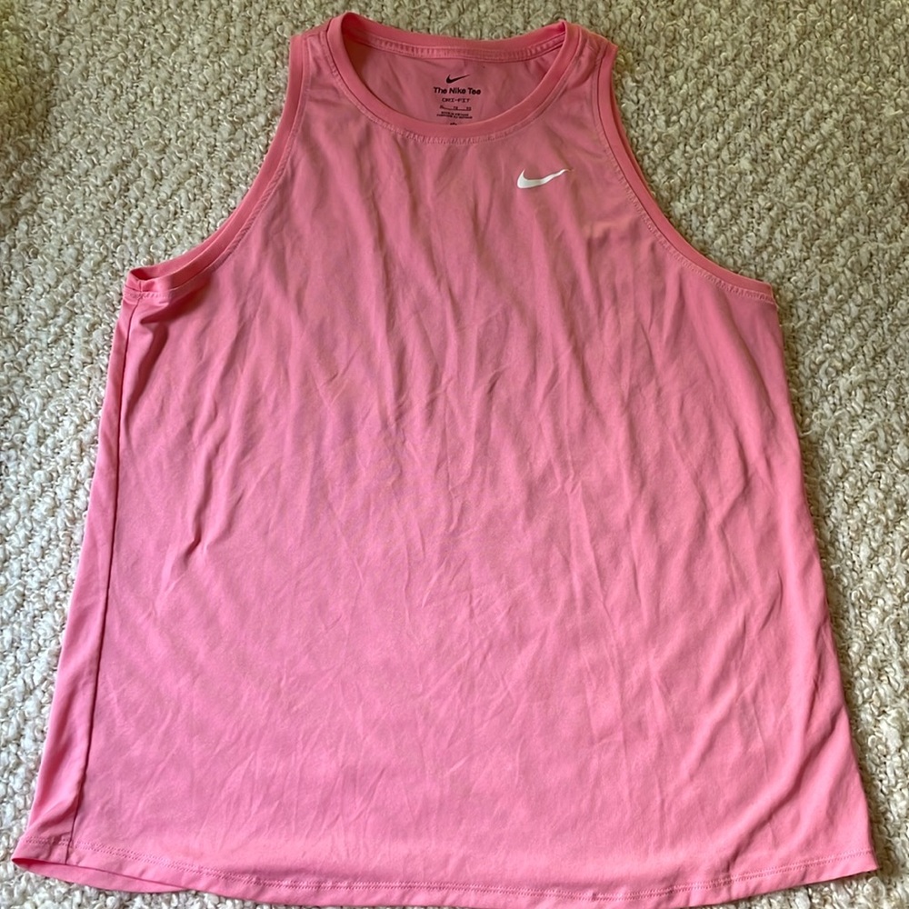 Nike - the Nike tee drop-fit tank, pink